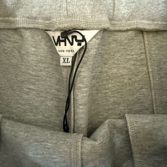 VHNY Vivienne Hu New York Cotton Essential Sweat Shorts Grey XL New - Picture 7 of 8